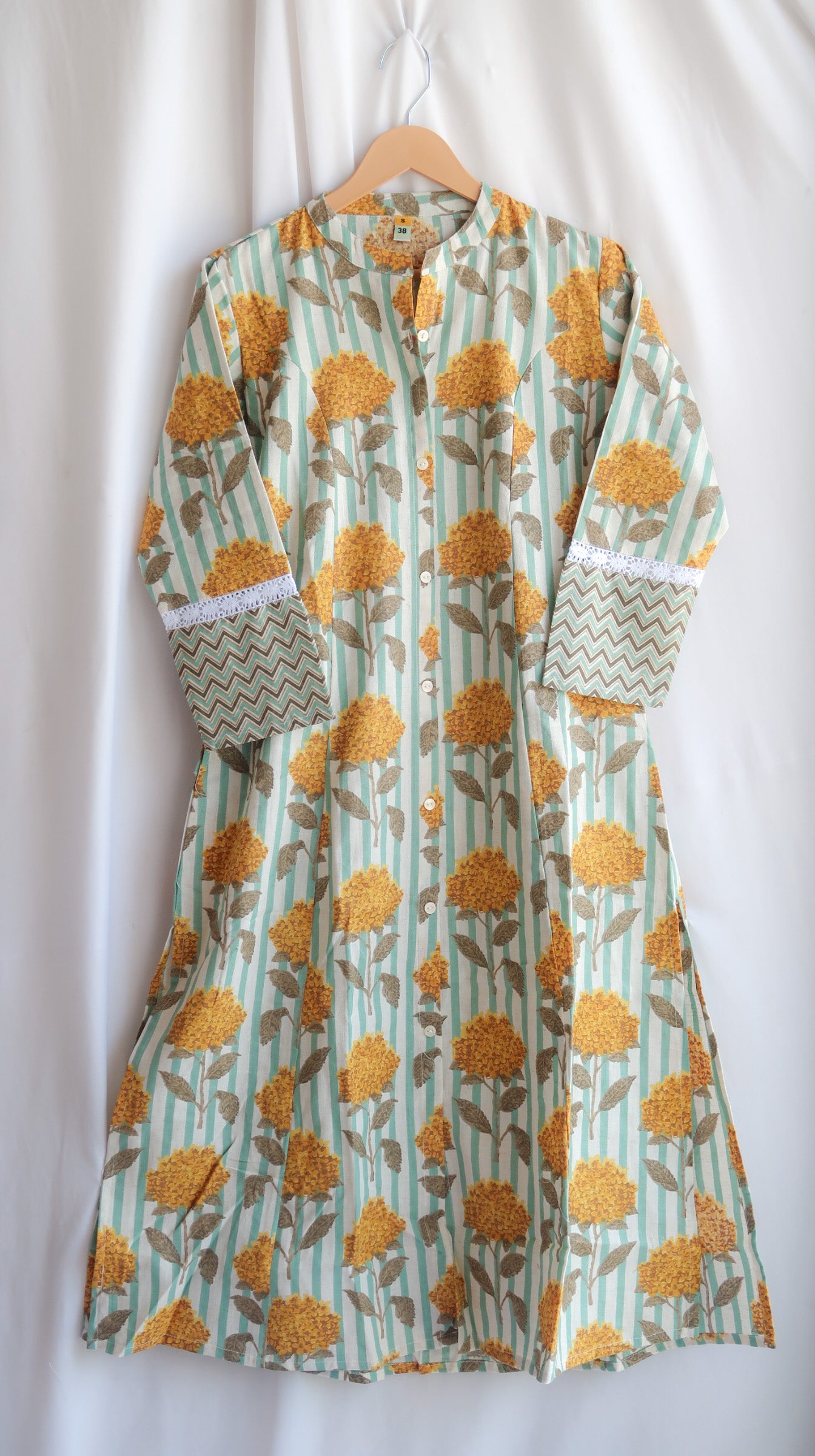 Regular Wear: Meadow Blossom Long Kurta