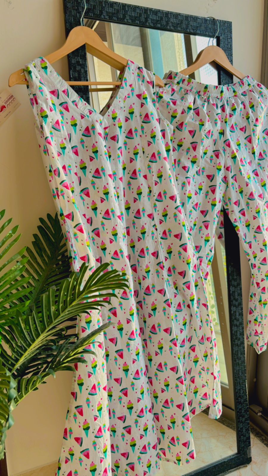 Summer Delights Vacay/Outdoor Suit Set - Comforter Set