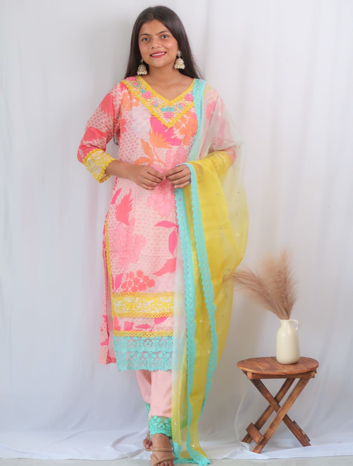 Colorpop Handwork Suit Set