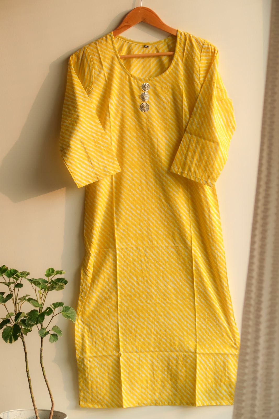 Yellow Leheriya Print Kurta with Gotta Work