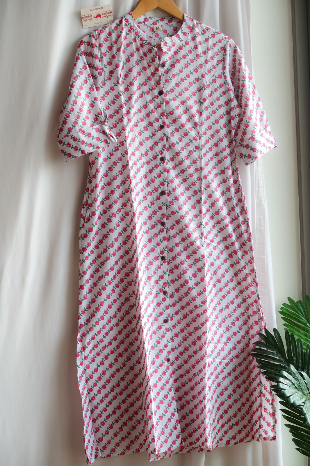 Daily Essential: Rose Blooms Long Kurta
