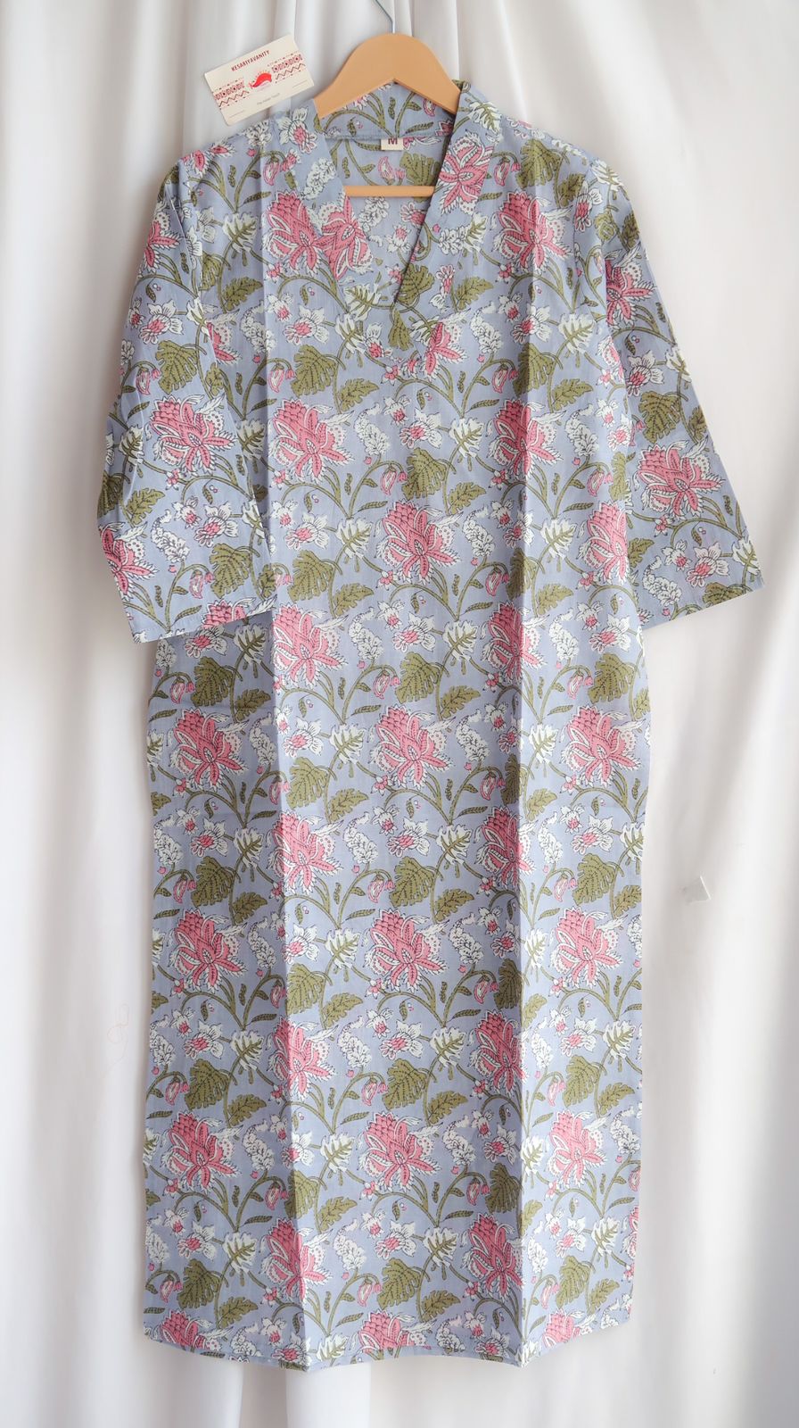 Periwinkle Blooms V-Neck Long Kurta