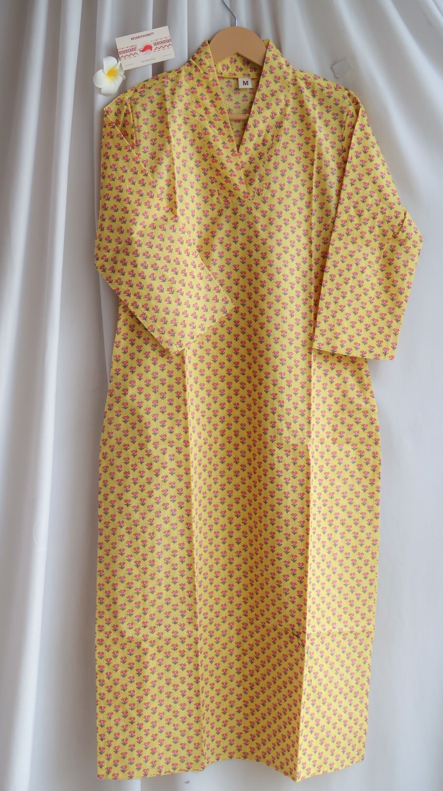 Sunflower Whispers V-Neck Long Kurta
