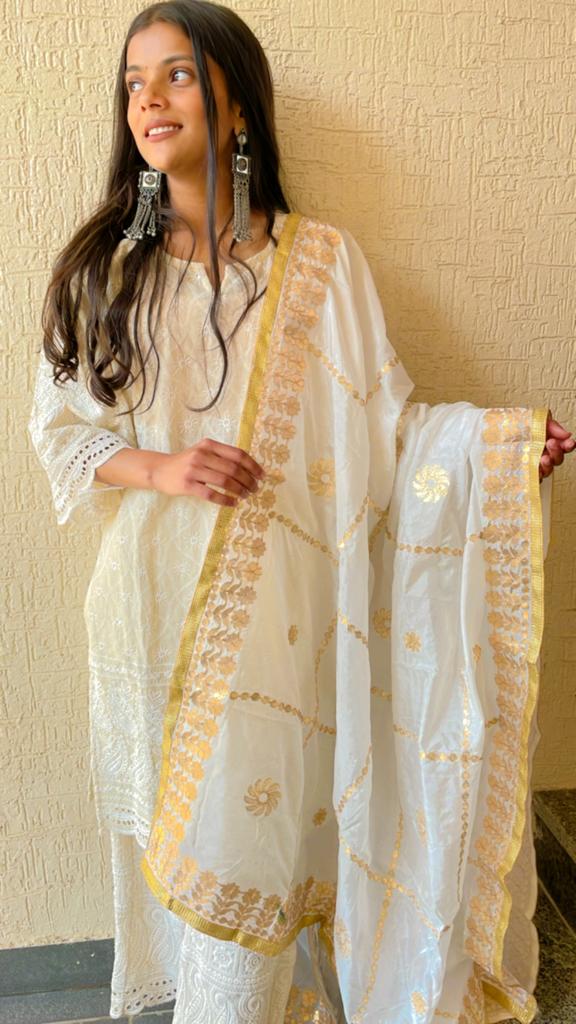 BirthdaySALE: White Silk Blend Dupatta with Gotta Patti Work for Festivals