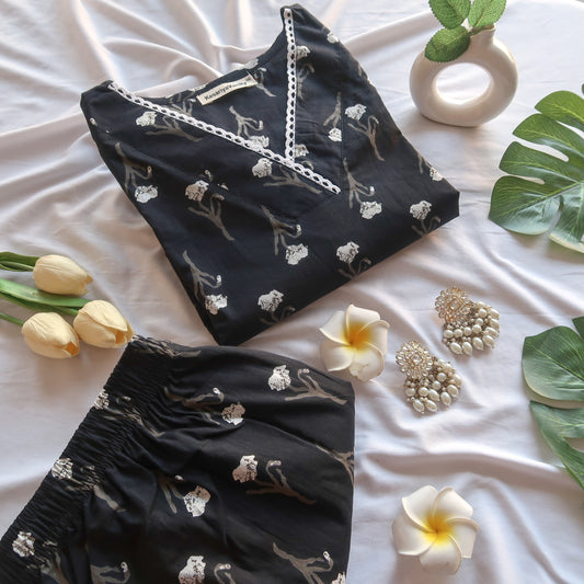 Black Tulip Slim Fit Suit Set - Sukoon 11.0