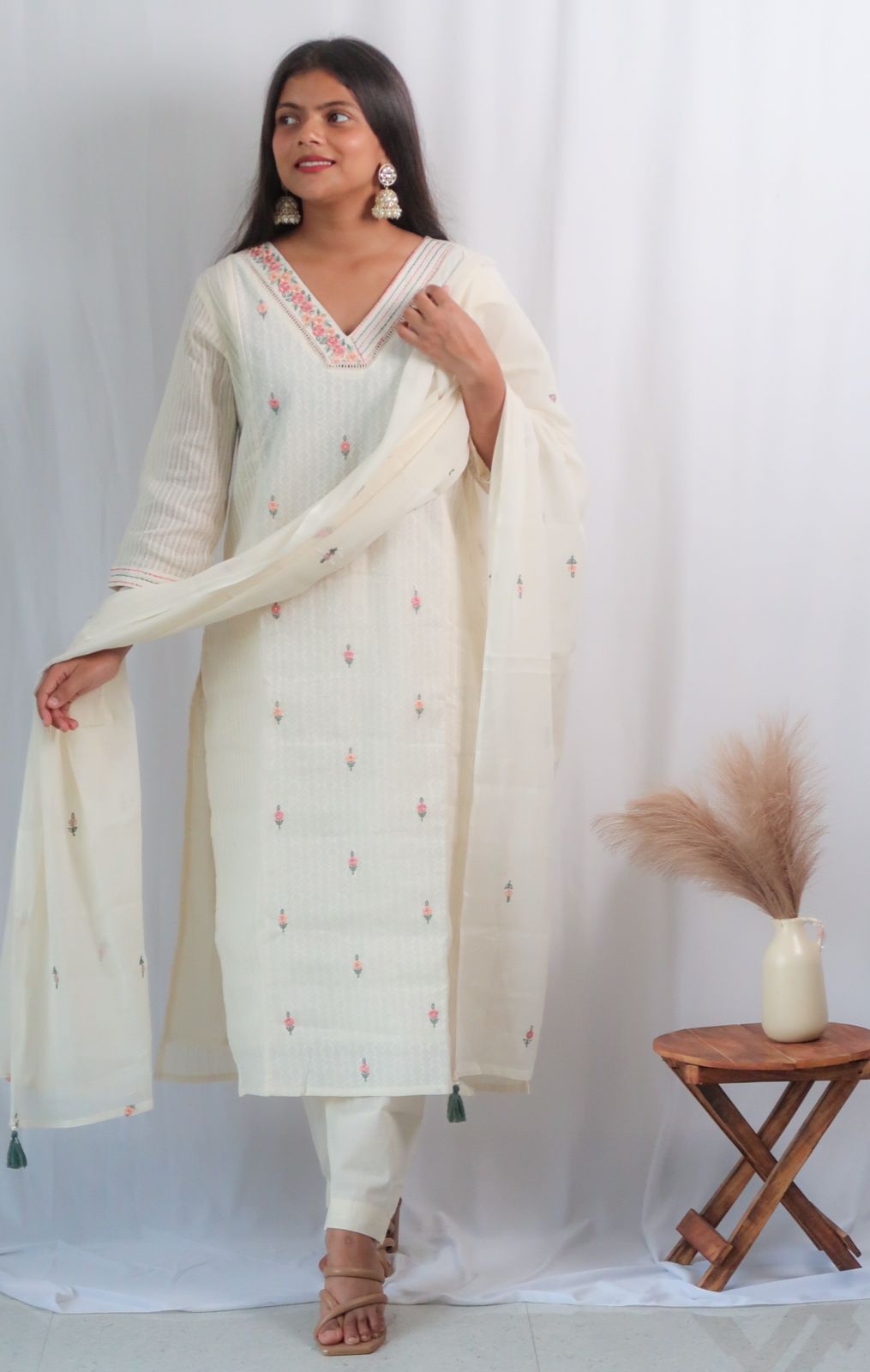 Hitakashi Embroidered Suit Set