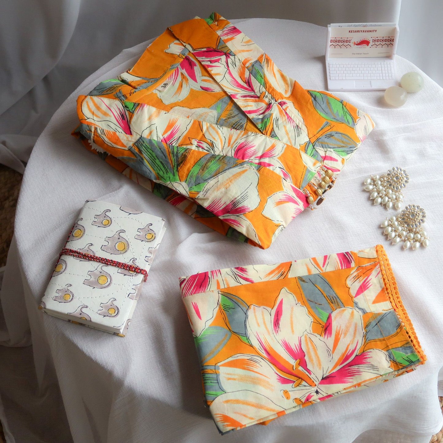 Bumblebee Blooms Cotton Suit Set - EOFY SALE – KesariyaVanity